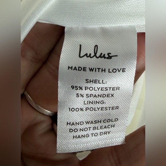 Lulus NWT “Idyllic Perfection” White Plunge Sleeveless Mermaid Maxi Size Small - Picture 5 of 12